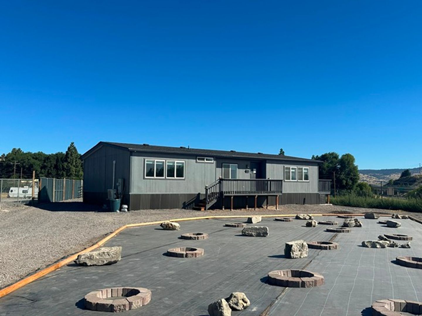 Klamath Falls House: 1616 Frontage Road