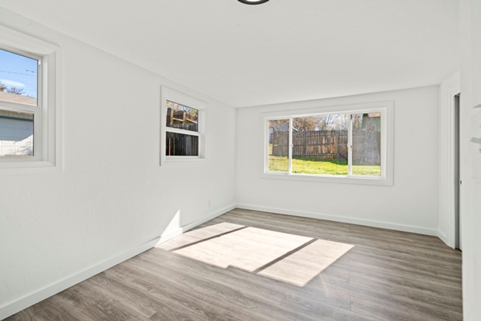 1929 Sargent Avenue, Klamath Falls, OR 97601