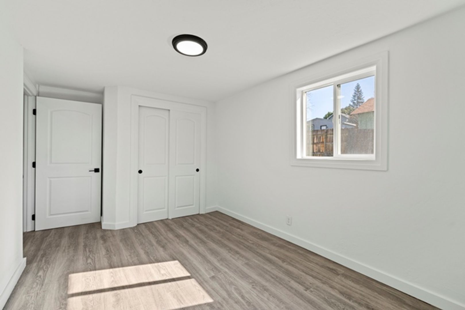 1929 Sargent Avenue, Klamath Falls, OR 97601