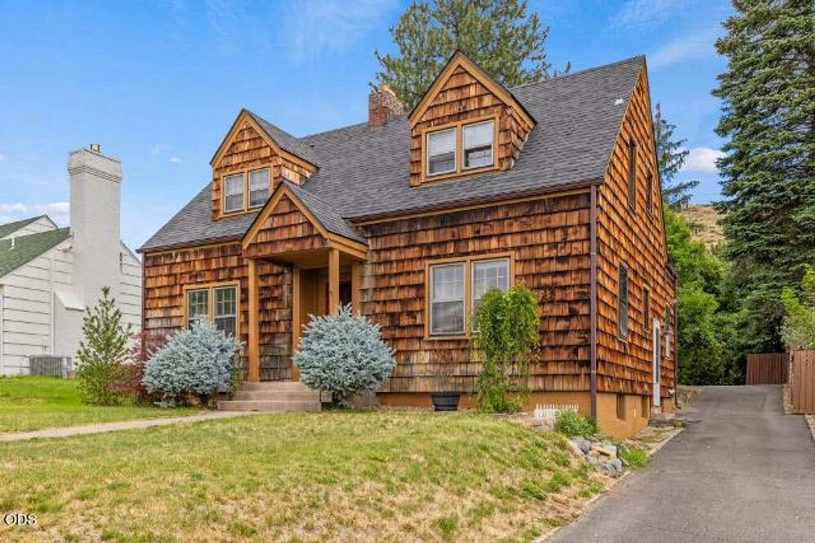 Klamath Falls House: 1527 Pacific Terrace