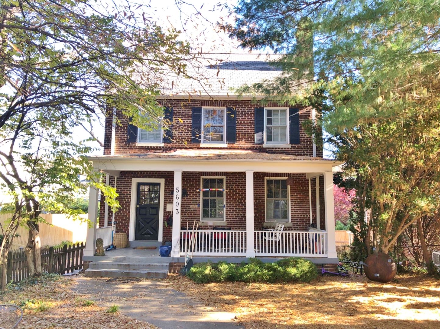 Washington House: 5603 Chevy Chase Pkwy, NW