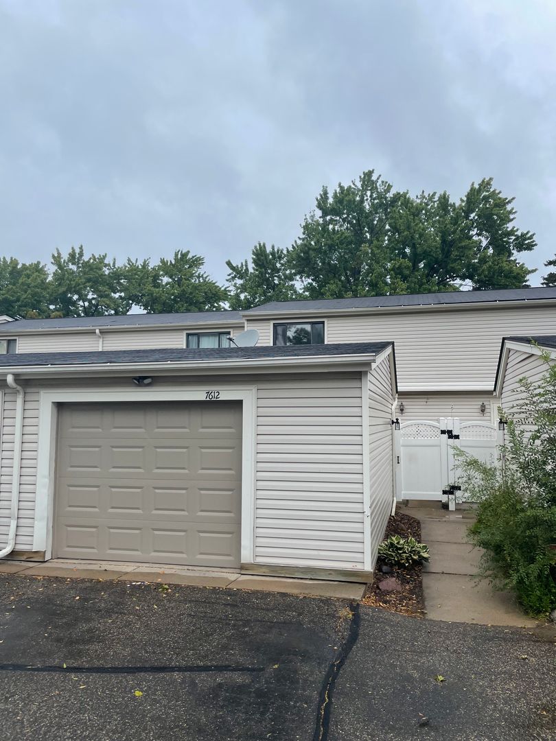 Brooklyn Park Townhome: 7612 Hampshire Ave N