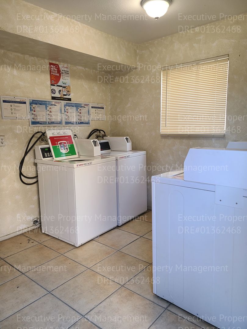 4220 Parker Ave. C5, BAKERSFIELD, CA 93309