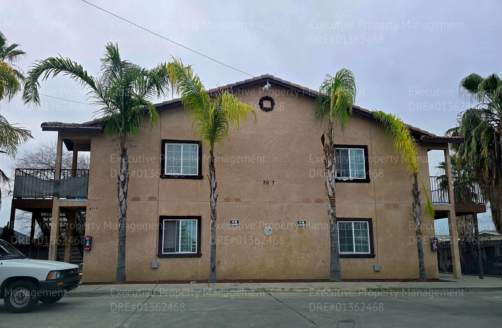 Bakersfield Apartment: 3017 Potomac Ave