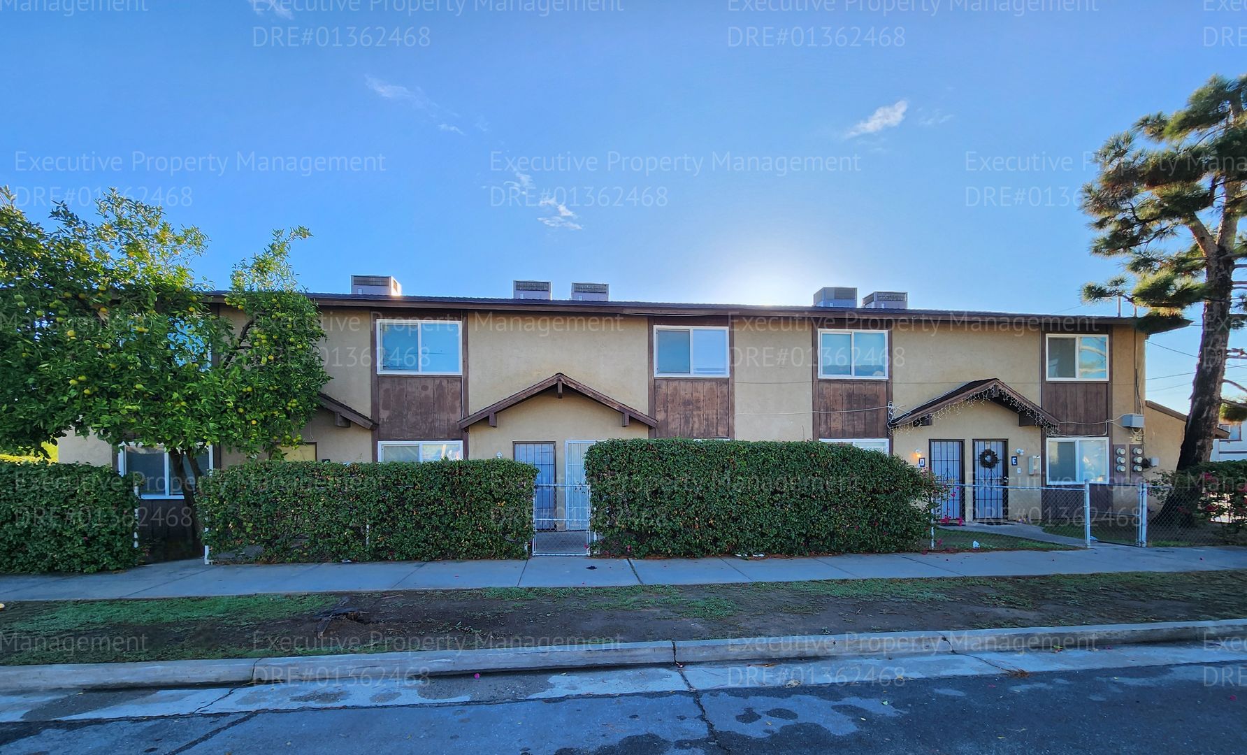Bakersfield Apartment: 1401 Pacific St