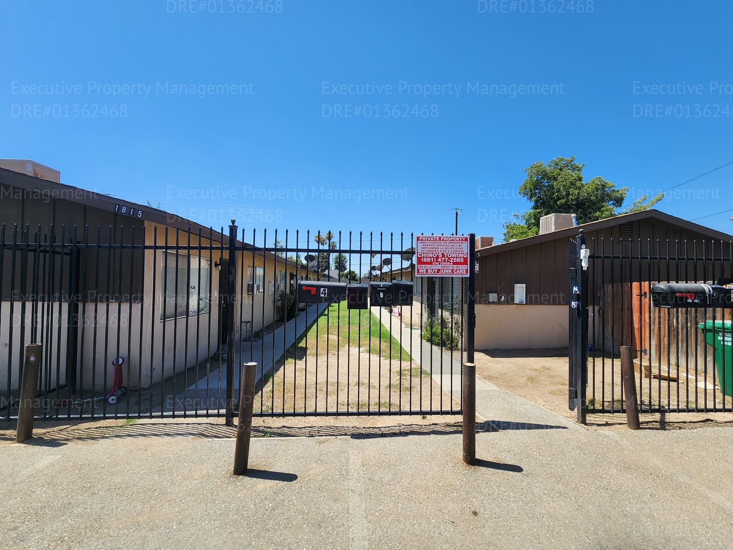 Bakersfield Apartment: 1813-1815 Oregon St