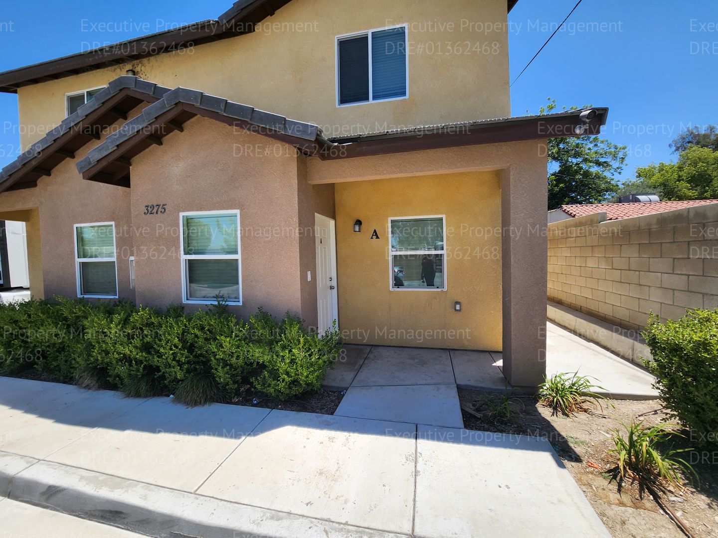 Bakersfield Townhome: 3275 Chester Ln