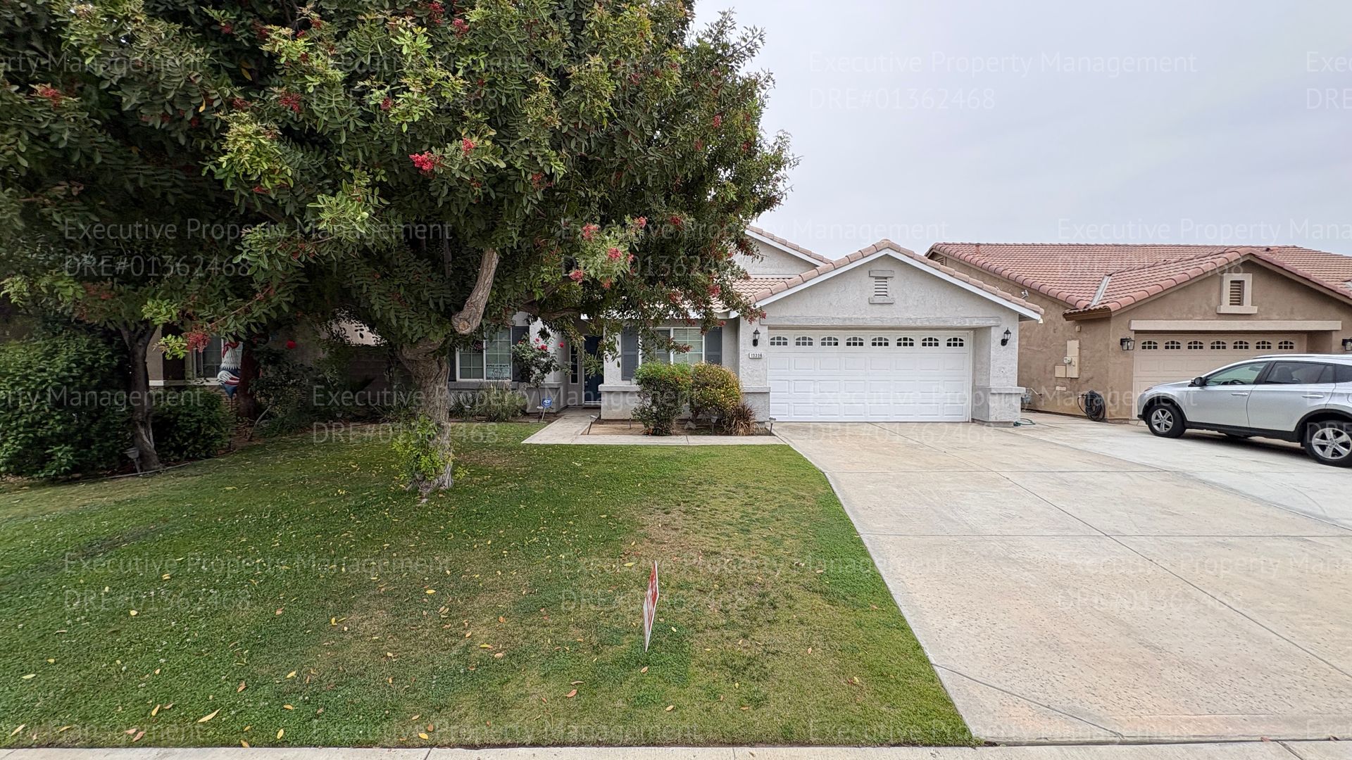 Bakersfield House: 13306 Cheyenne Mountain Dr