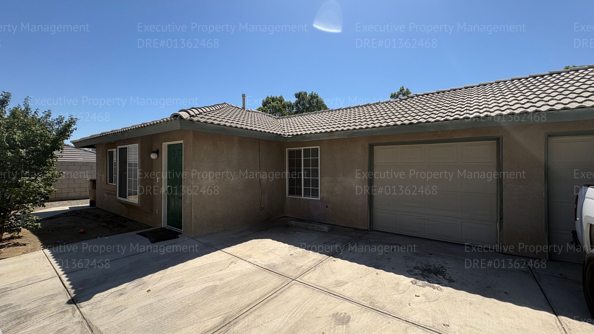 Bakersfield Apartment: 757 Spring Meadow Ct.