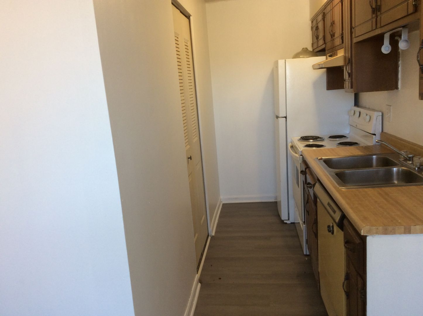 26612 Elmwood Dr., Radcliff, KY 40160