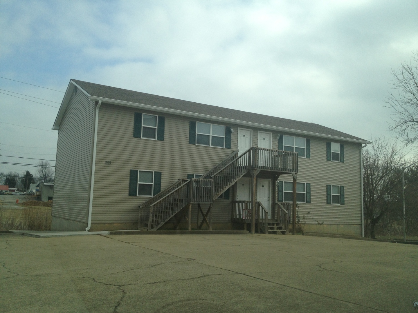 Radcliff Apartment: 355 ELMWOOD DRIVE