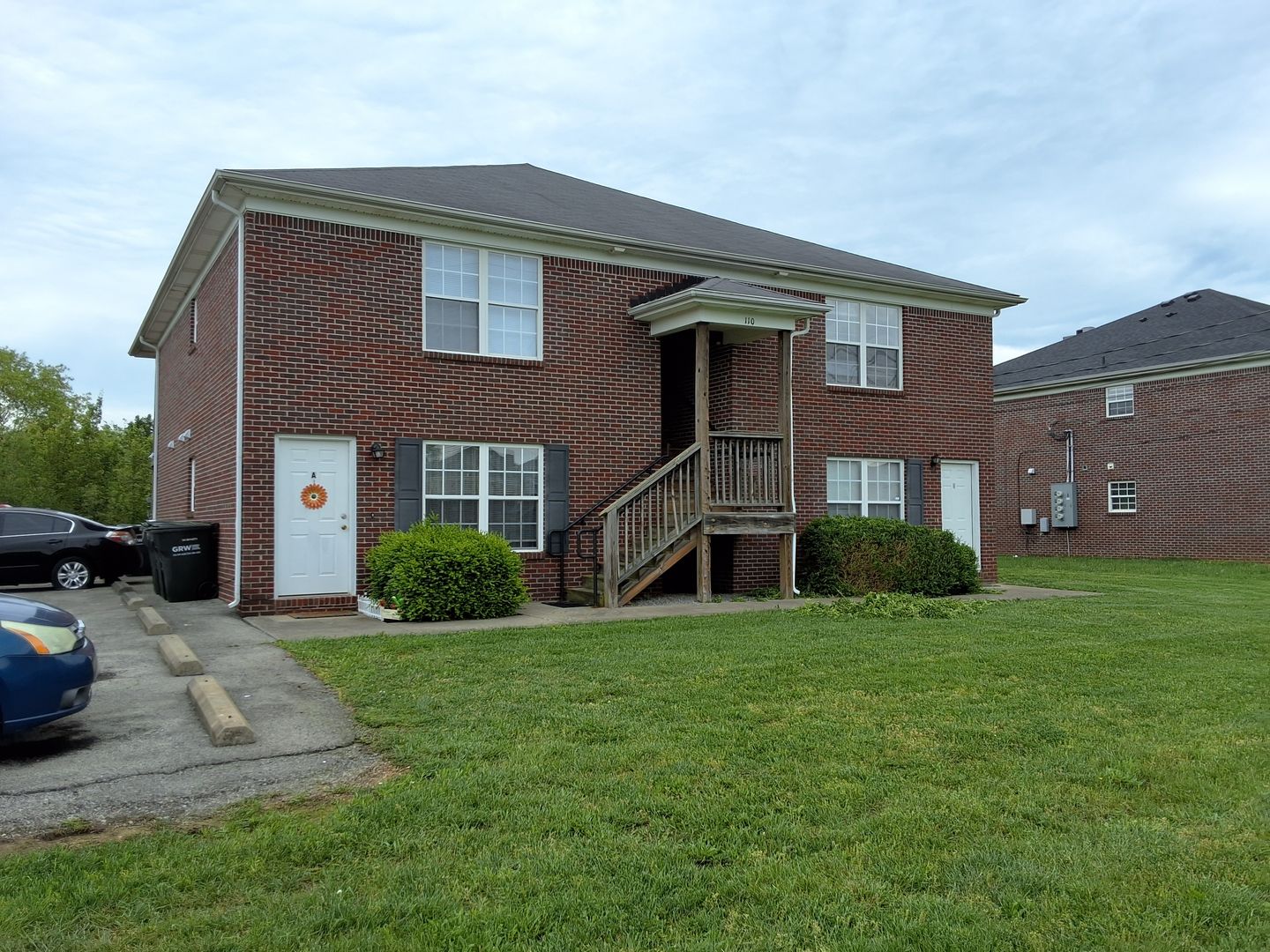 RADCLIFF Apartment: 110 HURSTFIELD DRIVE