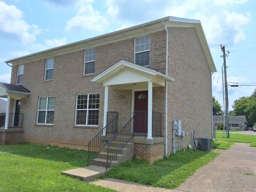 Charming 2 Bed, 1.5 Bath Home Located in Radcliff, Minutes Away From Fort Knox!! – photo 1