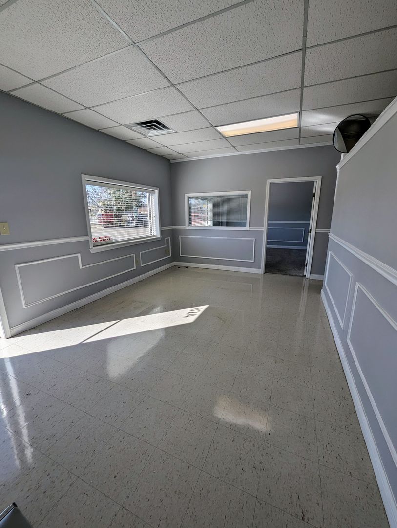 824 S. DIXIE HIGHWAY 824 S. DIXIE HIGHWAY, RADCLIFF, KY 40160