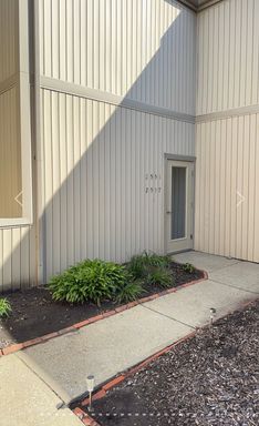 Westlake condo – photo 1