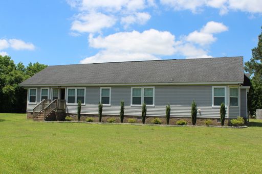 110 Fisher Drive – photo 1
