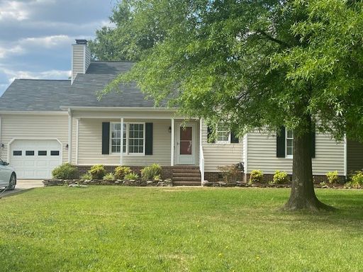 3 Bed/2 Bath in Pikeville – photo 1