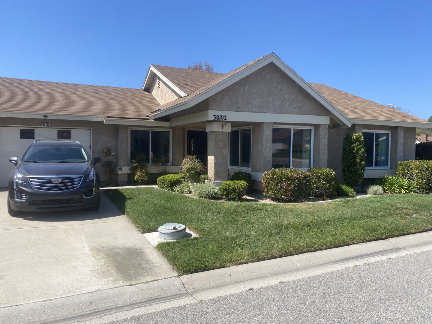 Camarillo House: 38102 Village 38