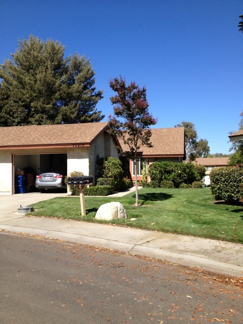 Camarillo House: 33210 Village 33