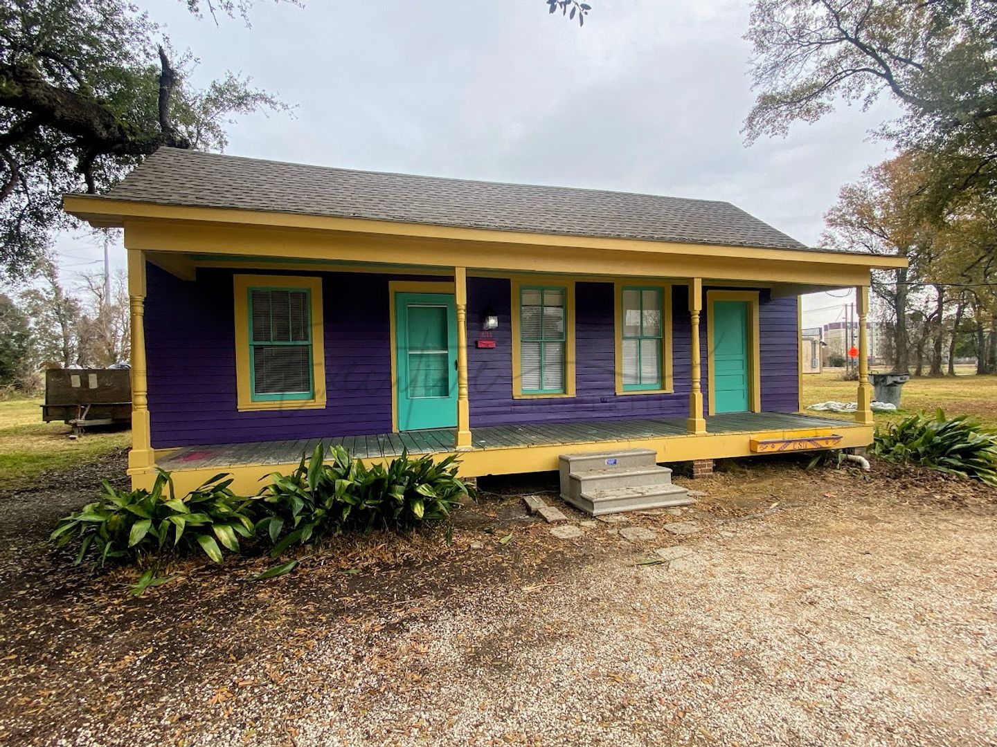Lake Charles House: 321 Ann Street