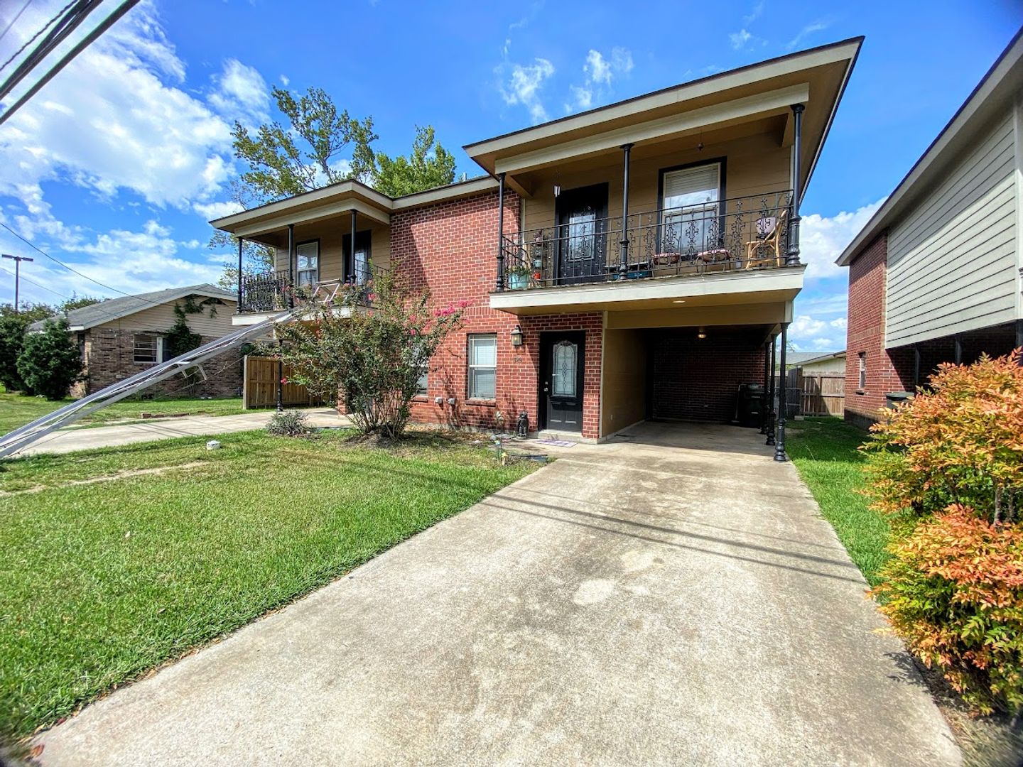 Lake Charles Apartment: 329 East Sale Road
