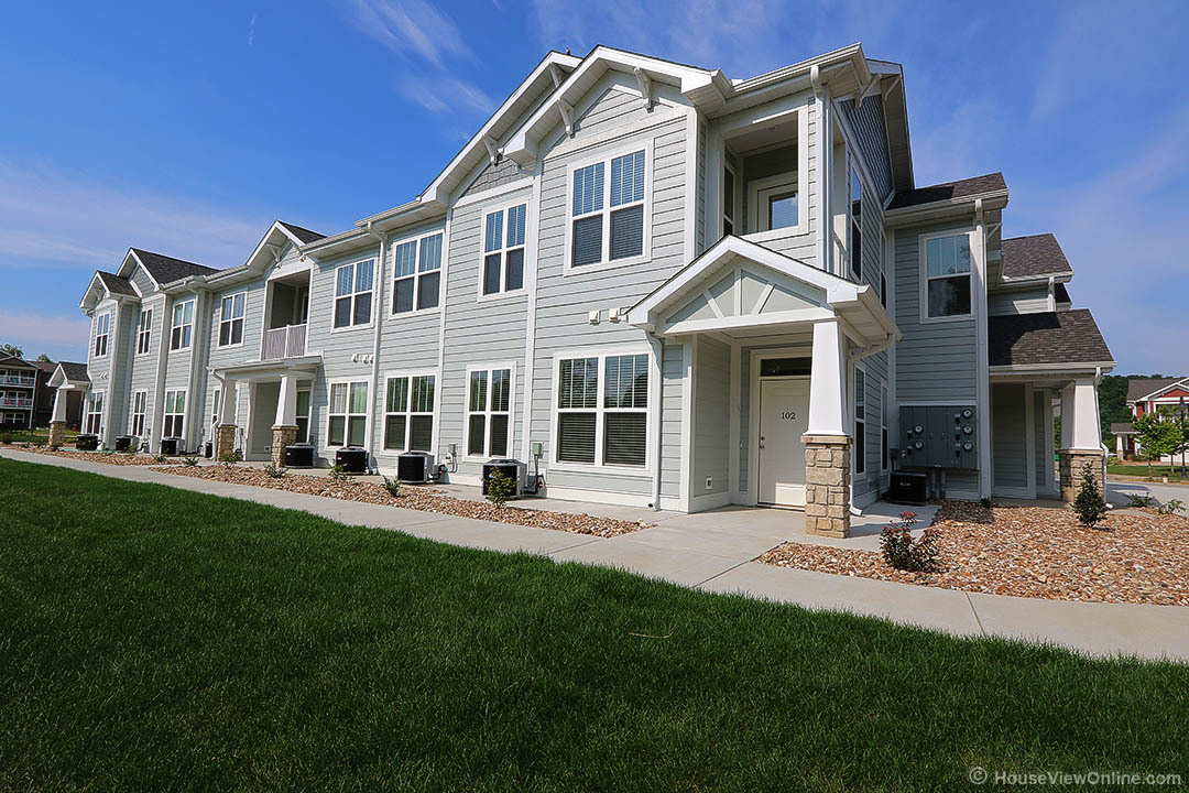 Cape Girardeau Apartment: 2006 Walden Blvd