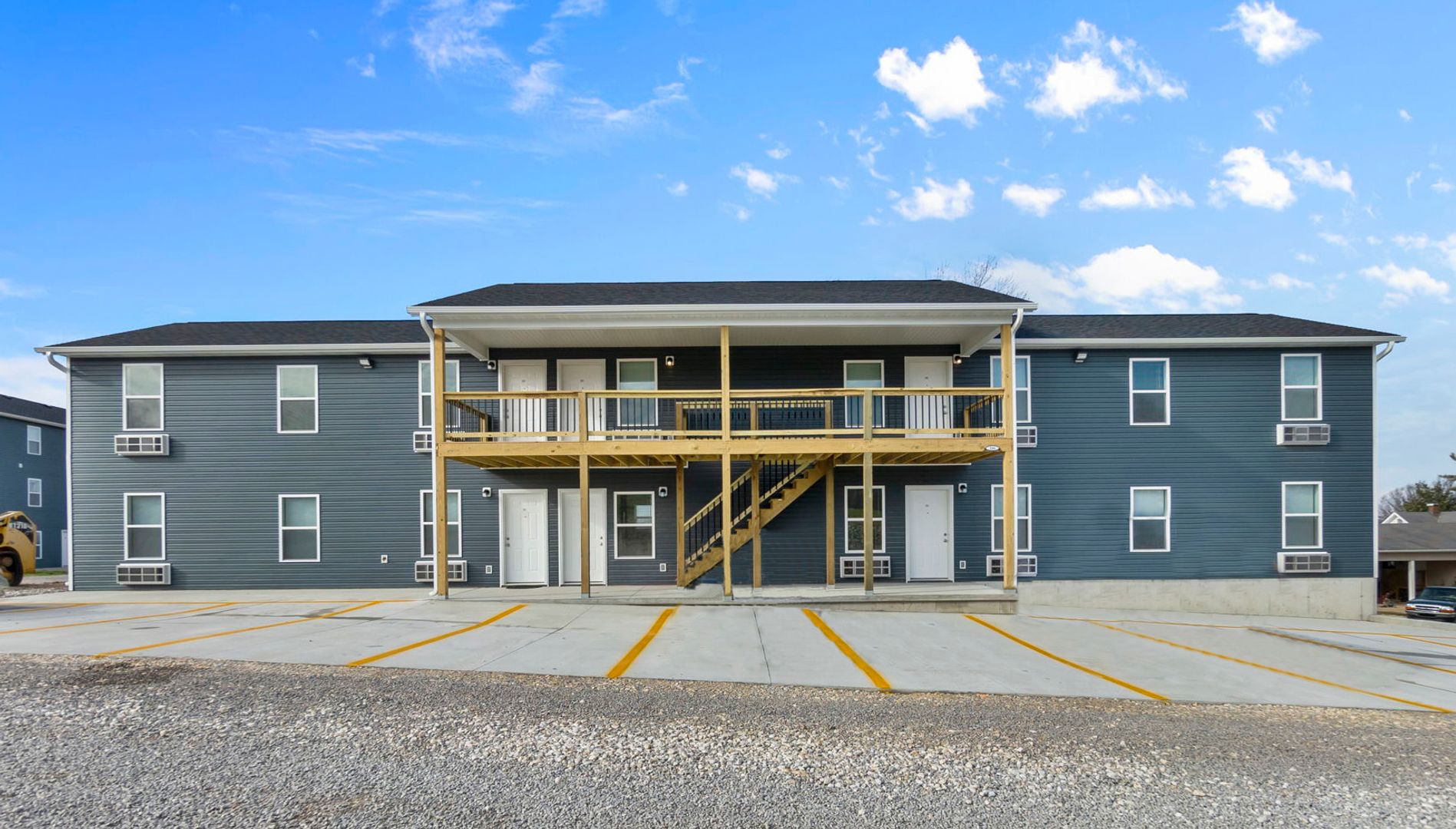 Jackson Apartment: 146 Coles Hill