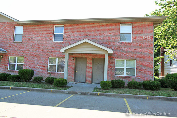 Cape Girardeau Apartment: 1413 Brookshire Rd