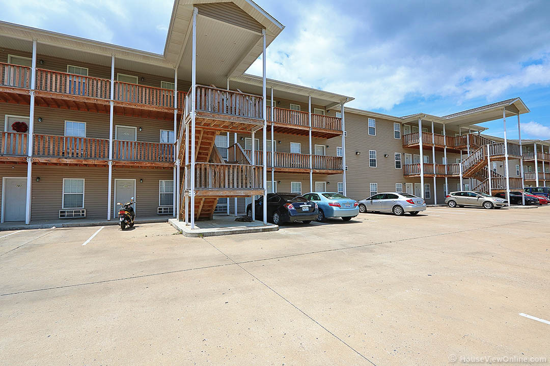 Cape Girardeau Apartment: 547 Olive