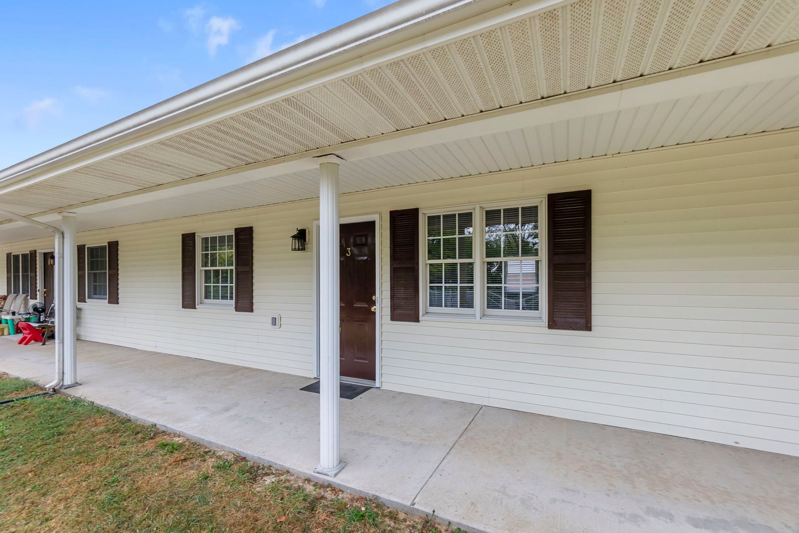 Jackson Apartment: 155 Lavender Lane