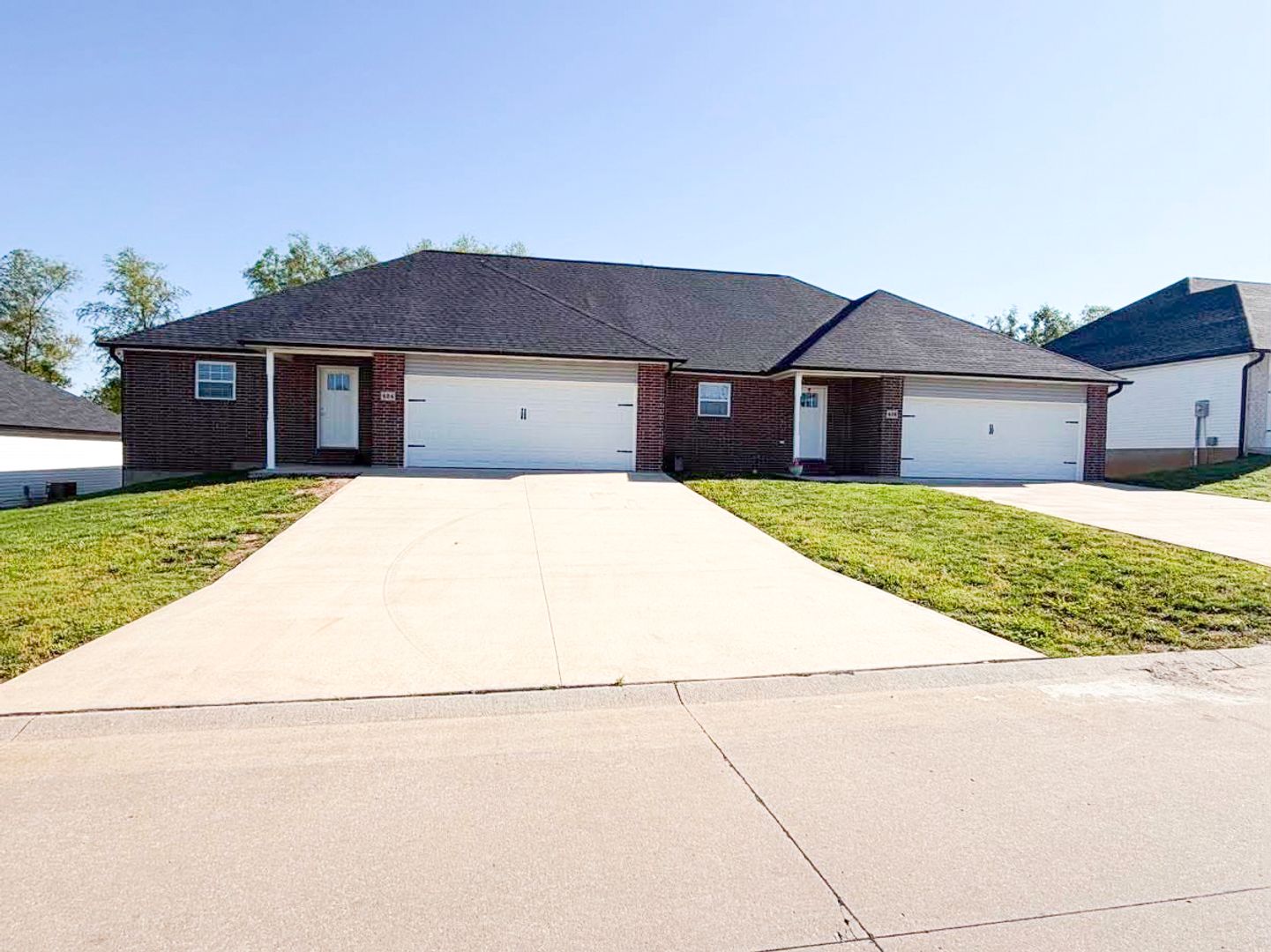 Jackson House: 424 E. Deerwood Dr