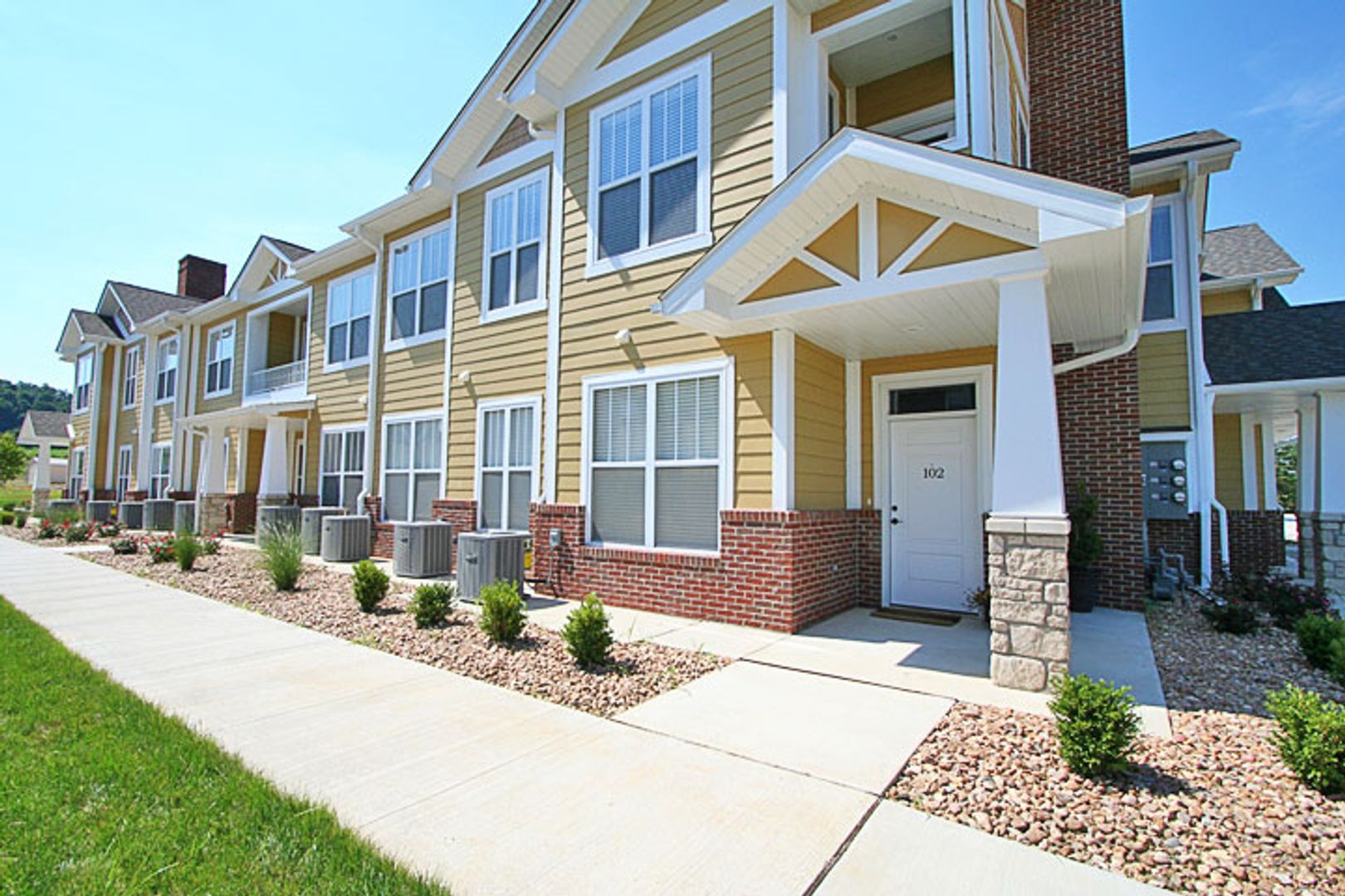 Cape Girardeau Apartment: 2041 Walden Blvd.