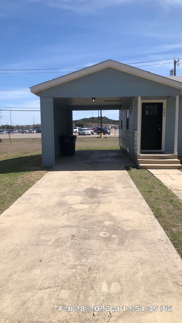 Copperas Cove Apartment: 205-207 Gibson Street