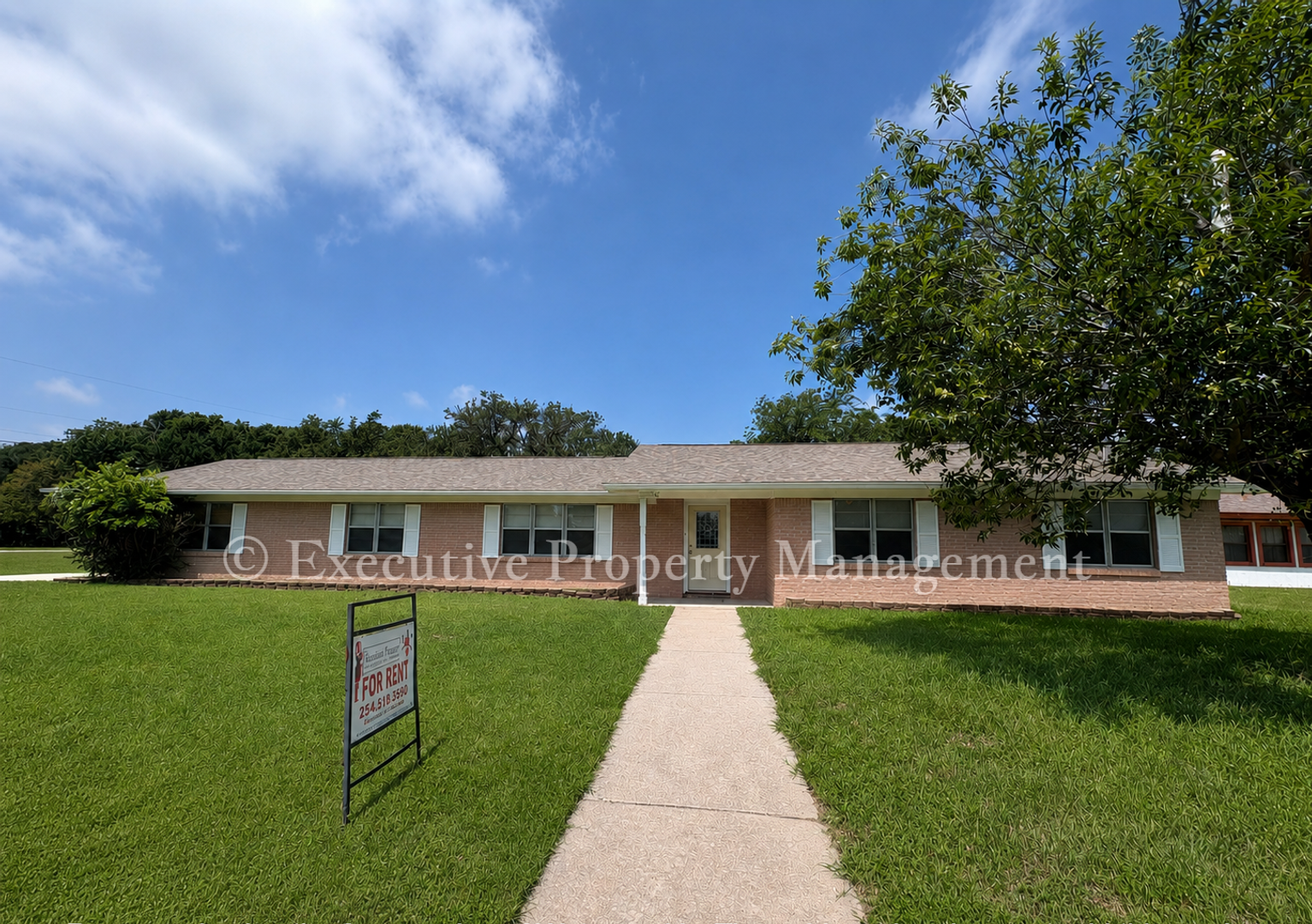 Copperas Cove House: 616 Cedar Drive