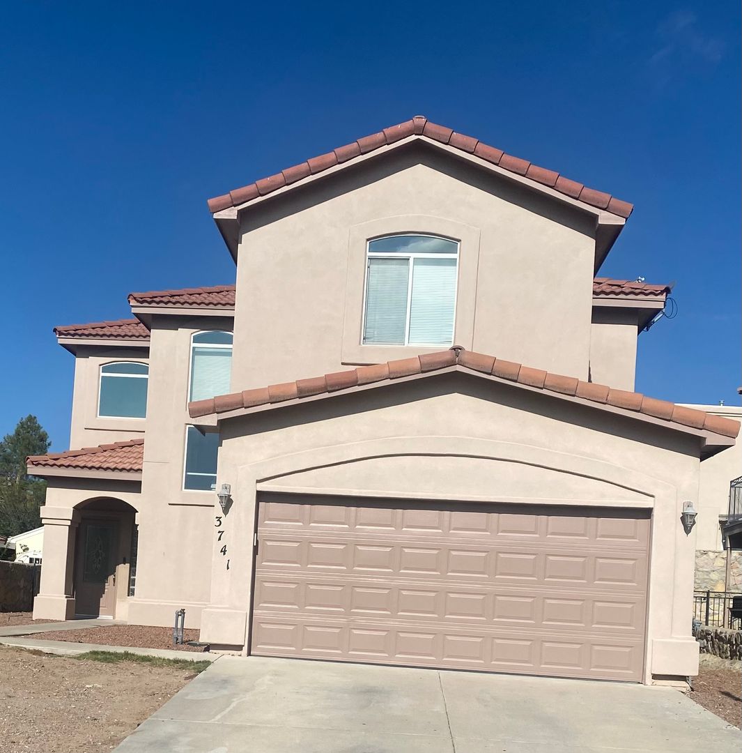 Las Cruces House: 3741 Piedras Negras Dr