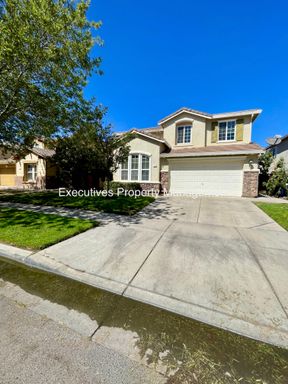 House For Rent | 733 Round Hill Dr, Merced – photo 1