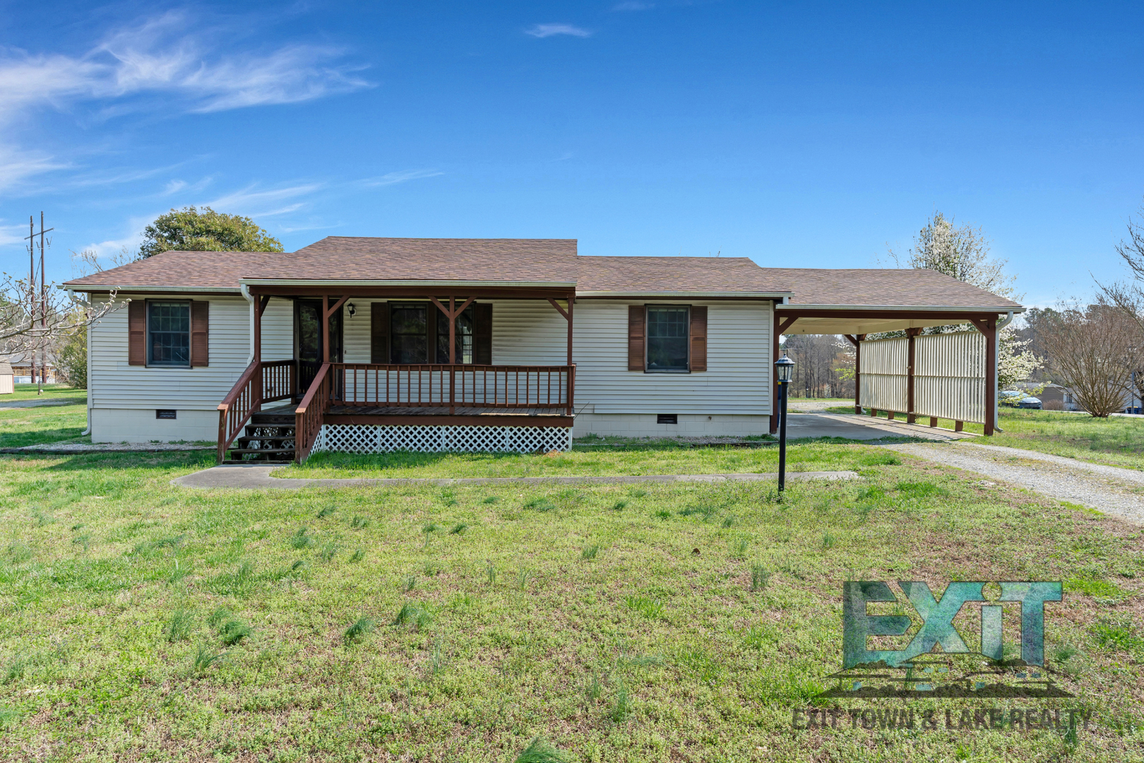 South Hill House: 1000 Chaptico Rd.