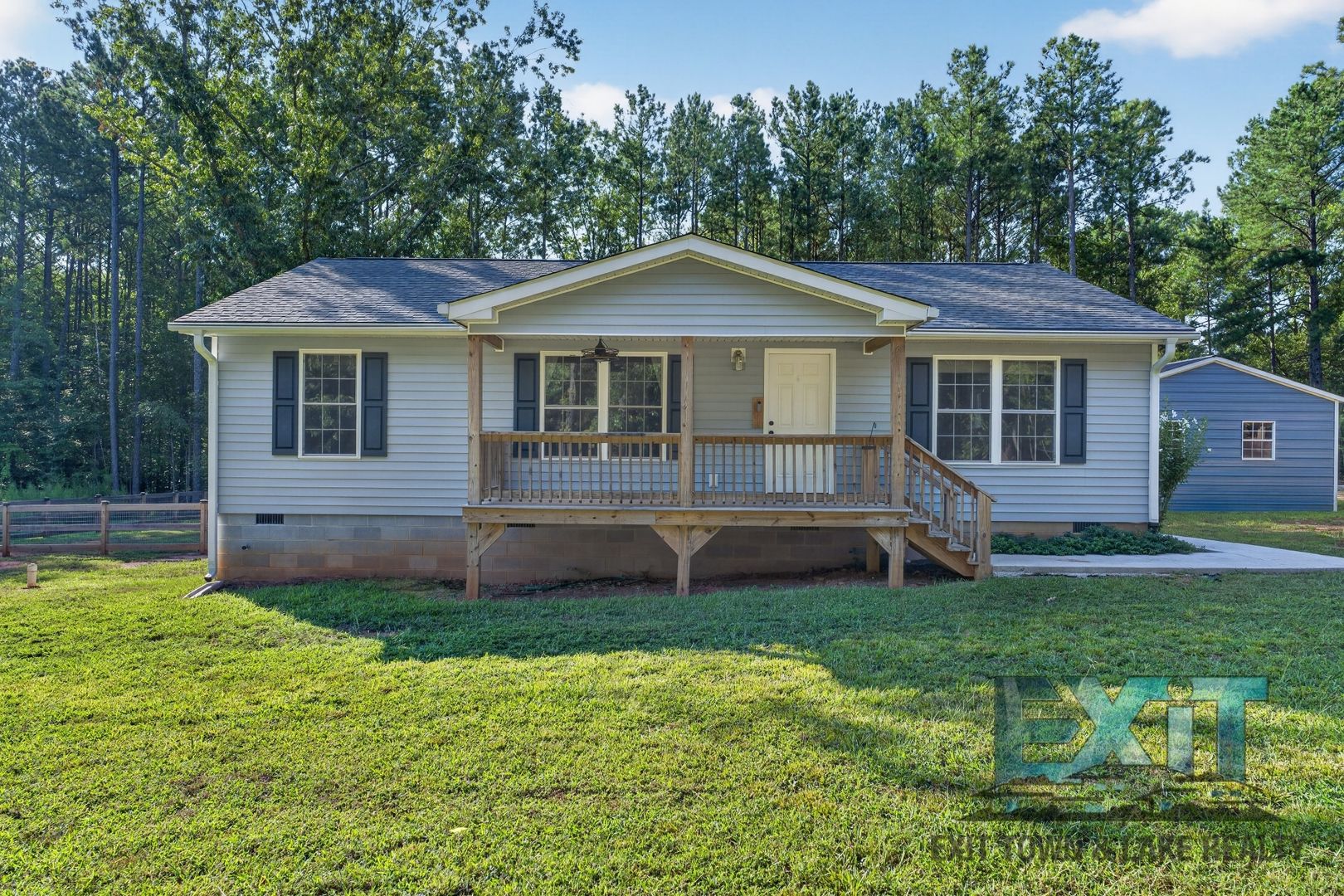 Ebony House: 23 Moseley Dr.
