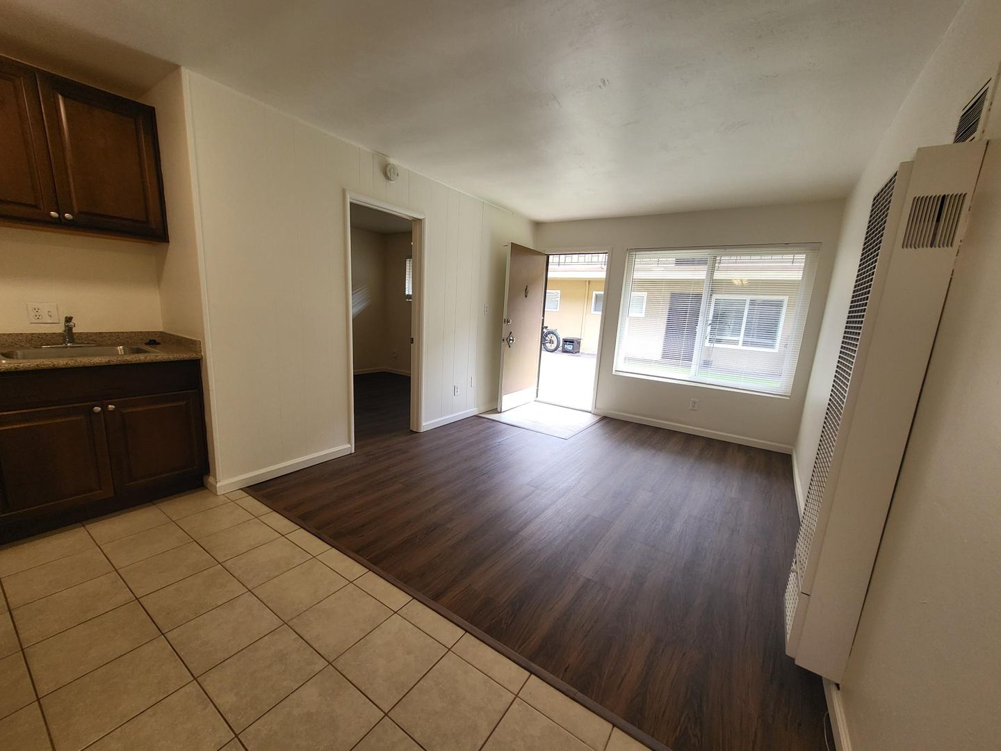 San Diego Apartment: 4080 Lamont Street