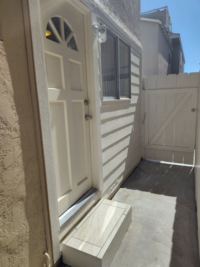 San Diego Apartment: 725 1/8 Ensenada Court