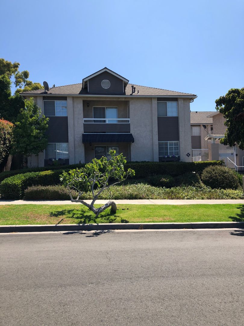 San Diego Apartment: 4011 Ingalls Street