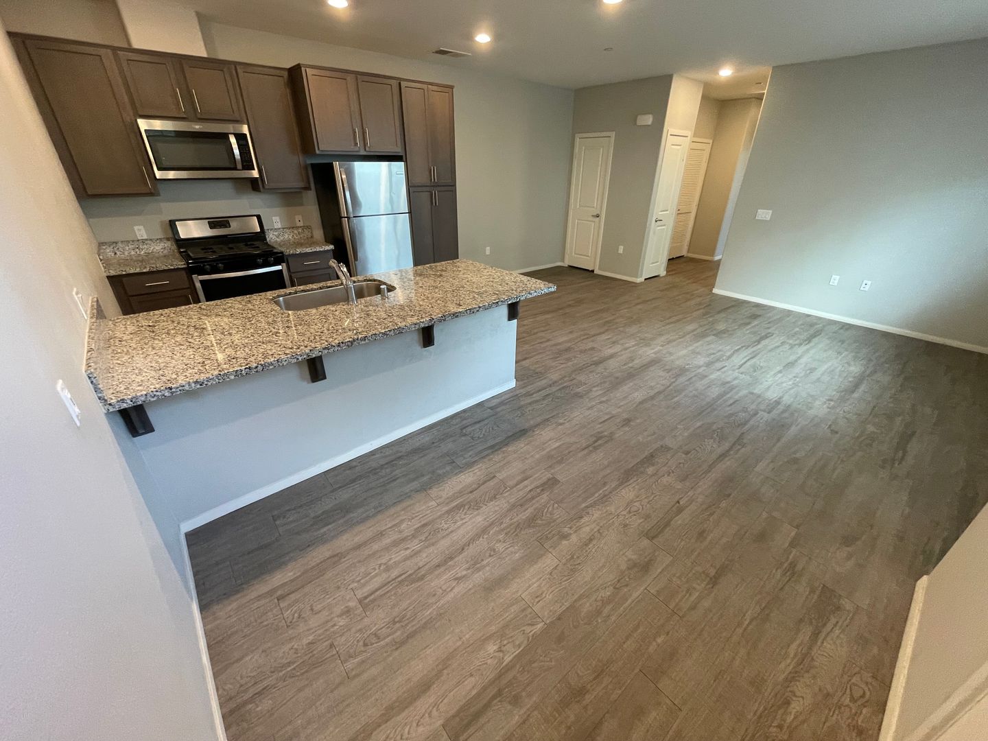 National City Apartment: 1904 F Avenue