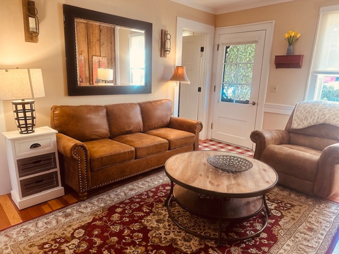 Jacksonville House: 160 West C Street Unit B