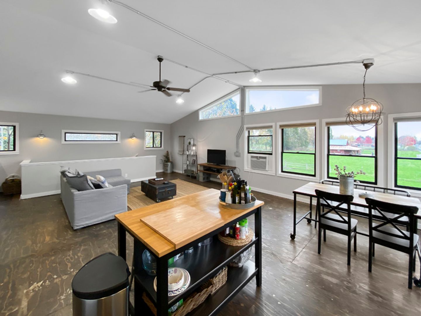 FR Portland Loft 2 of 12