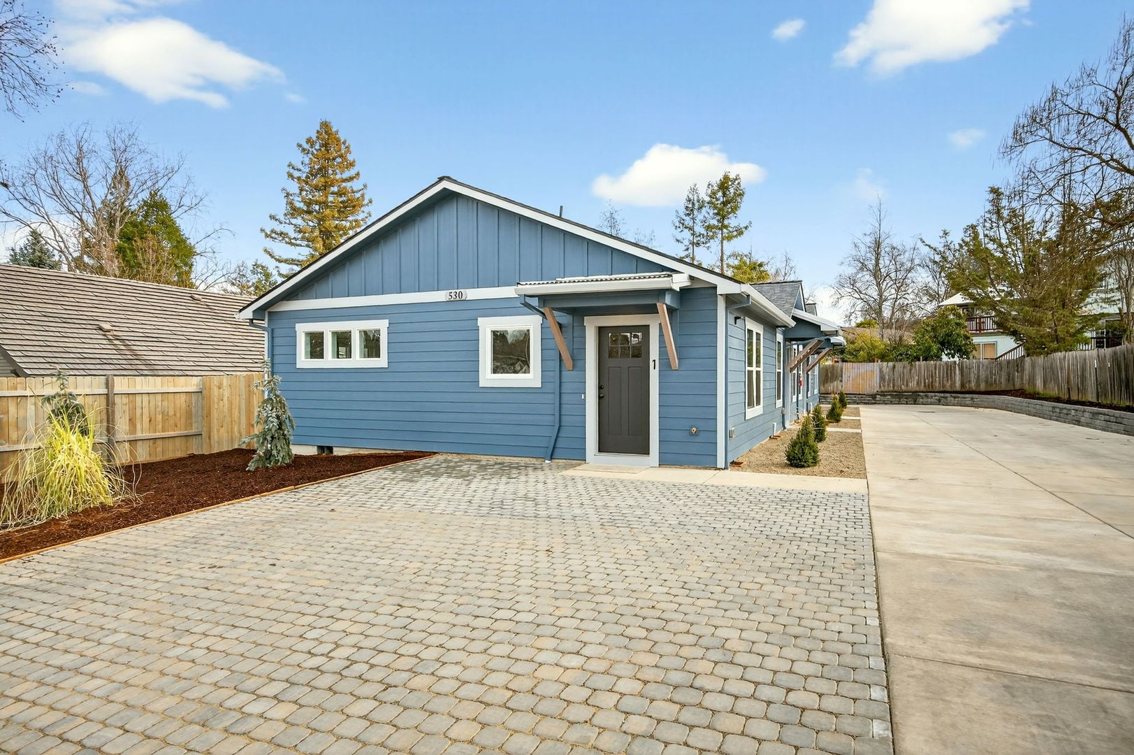 Jacksonville House: 530 G St. #1