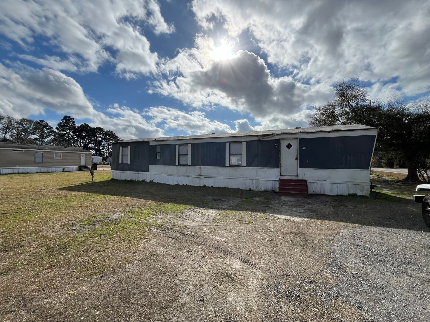 Springfield Apartment: 255 Old Tusculum Rd