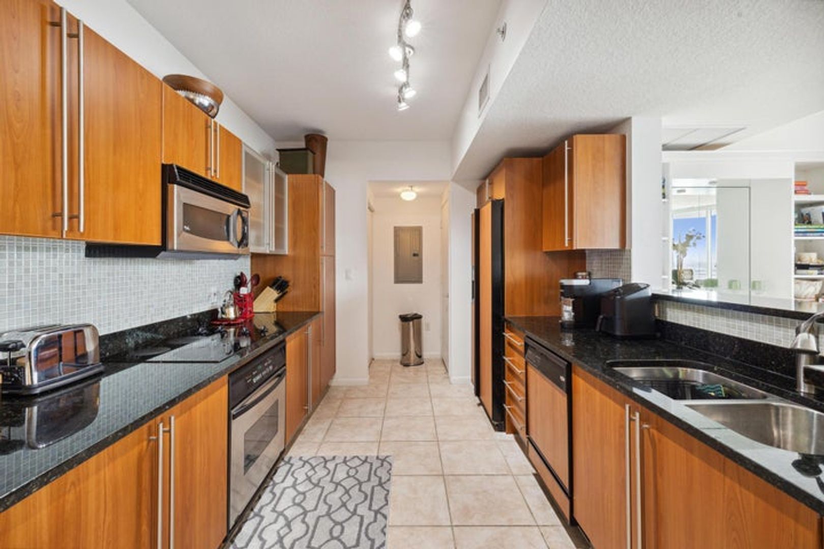 West Palm Beach House: 1551 N Flagler Drive 1415