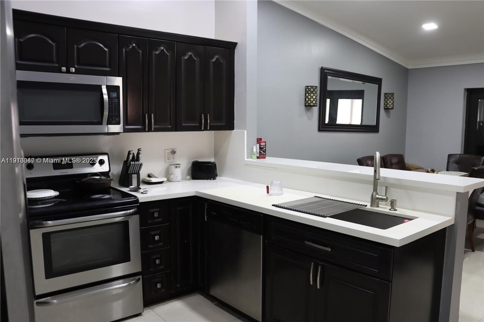 Hialeah Gardens House: 10384 NW 128th Terrace 0