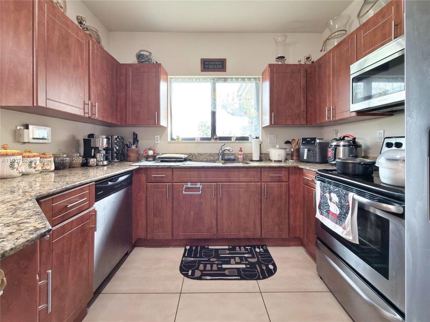 Miami House: 1053 SW 29th Court 2