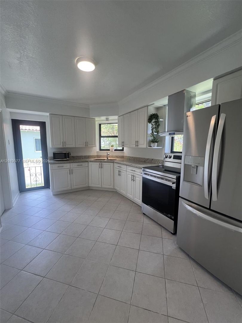 Miami House: 2910 SW 2nd Avenue